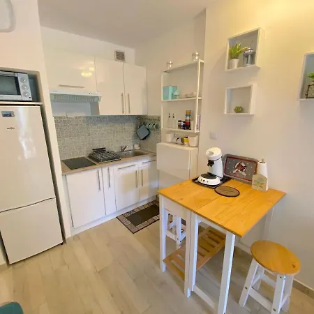 Avec Piscine Et Jardin