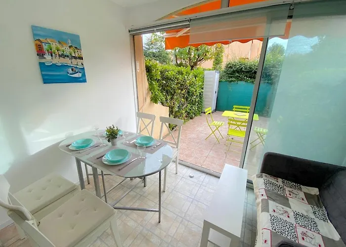 Avec Piscine Et Jardin Apartman *